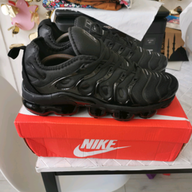 nike tuned all black